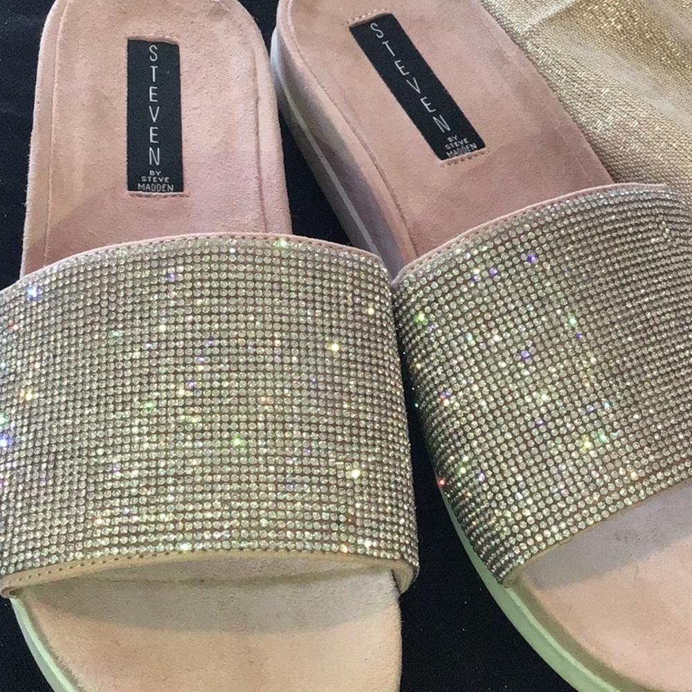 Beautiful Rhinestone Slide🔥🔥 - Picture 3 of 4
